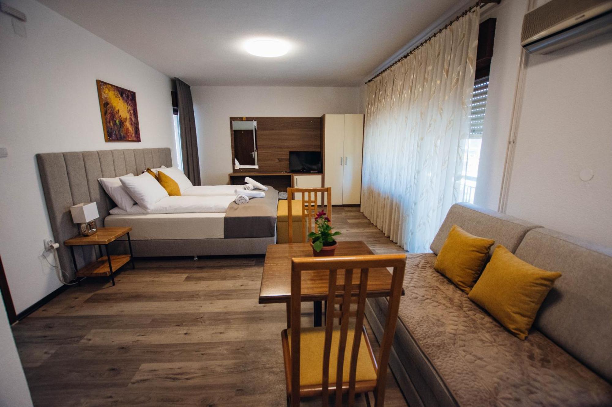 Urban Studio Apartments Ustrumca Dış mekan fotoğraf
