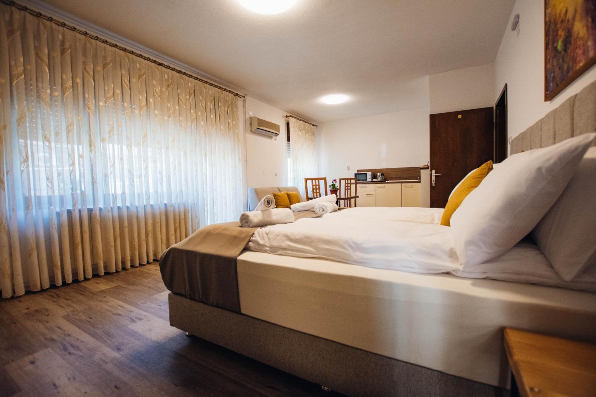 Urban Studio Apartments Ustrumca Dış mekan fotoğraf