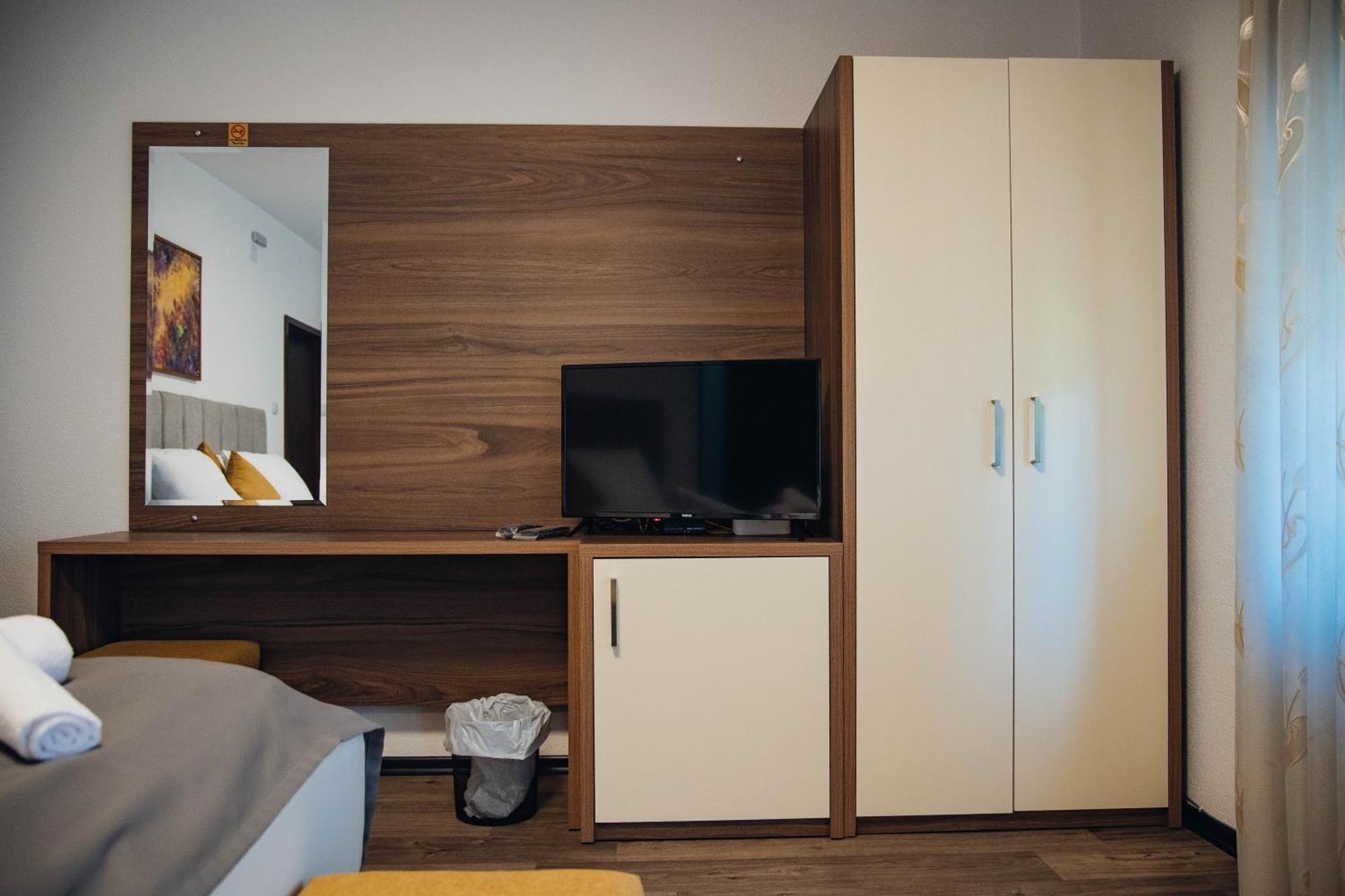 Urban Studio Apartments Ustrumca Dış mekan fotoğraf